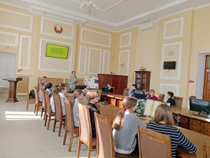 Read more about the article Час вопросов и ответов «Почему лампочка светит?»