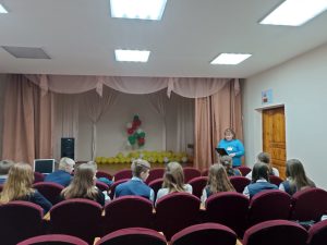 Read more about the article Профориентационная беседа «Культработник — это образ жизни»