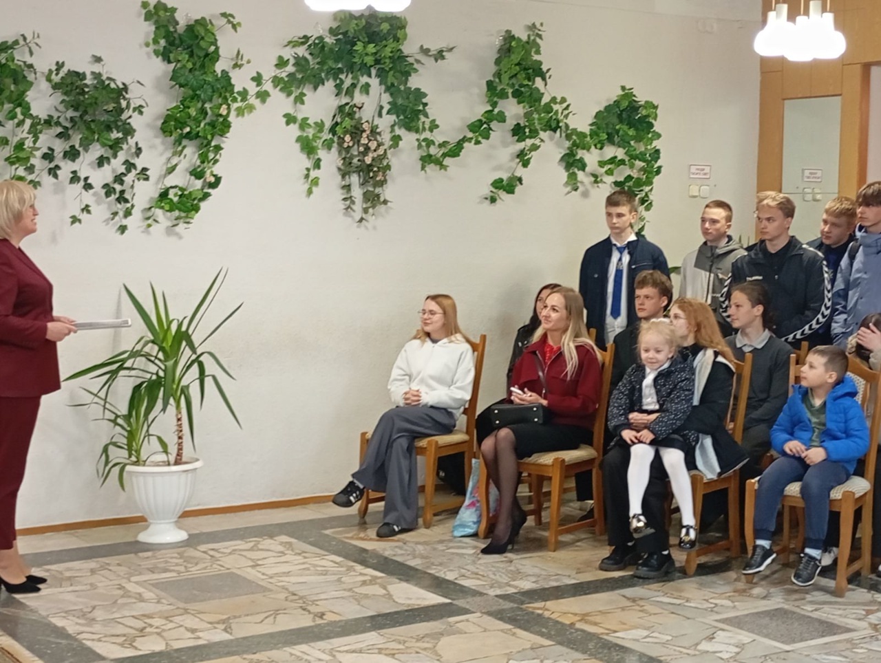 You are currently viewing Встреча учащихся СШ № 2 со специалистами районного ЗАГСа ко Дню семьи