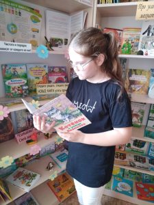 Read more about the article Литературные зарисовки «Про усатых, хвостатых, мохнатых, пернатых»