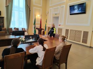 Read more about the article Тематическая беседа «Чтобы не случилось беды»