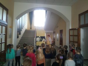 Read more about the article Экскурсия «Вам знаком Книжкин дом?»