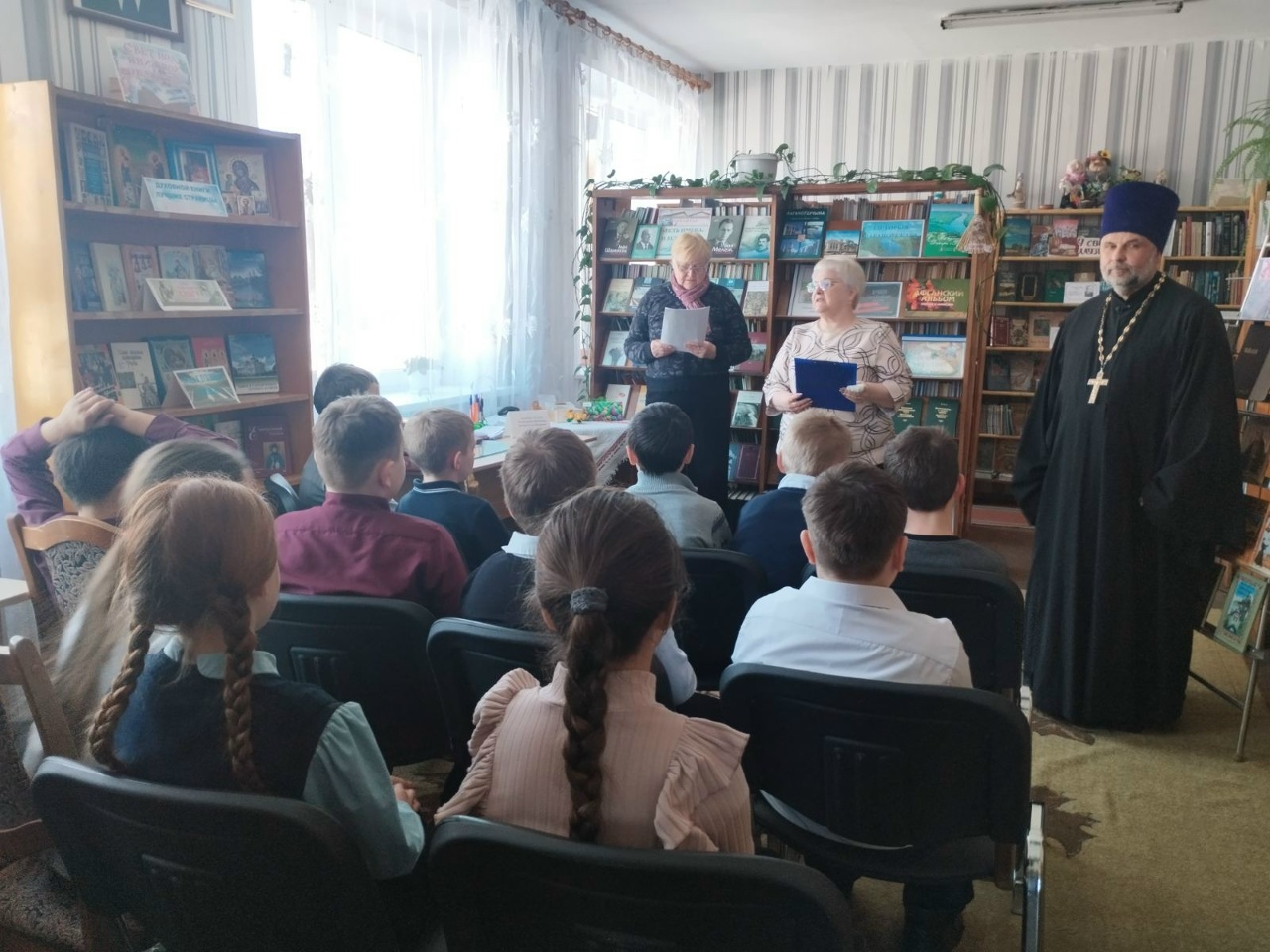 You are currently viewing Урок духовности «Через православную книгу — к духовности»