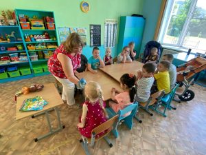 Read more about the article Лето с книгой — вдвойне веселее! 📚☀️