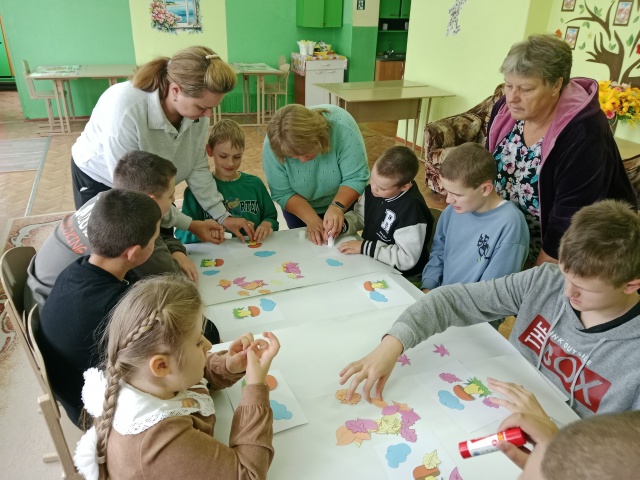 Read more about the article Весёлая мастерская «Осенние фантазии»